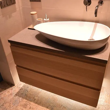 The Deak Cube Будапешт